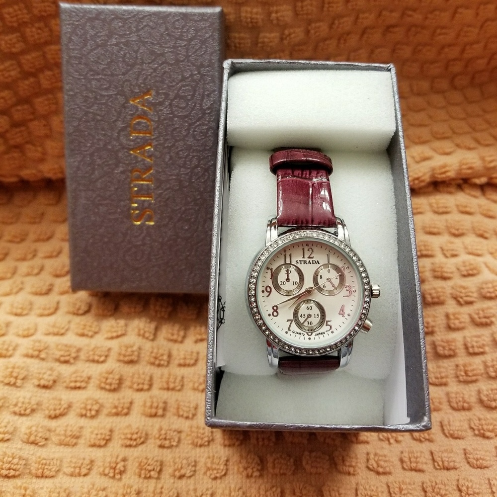 Strada crystal bezel watch